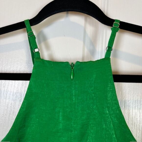 NWT Lulus Looking Luxe Green Satin Peplum Flounce Mini Dress Back Zip Size XS - Picture 5 of 13